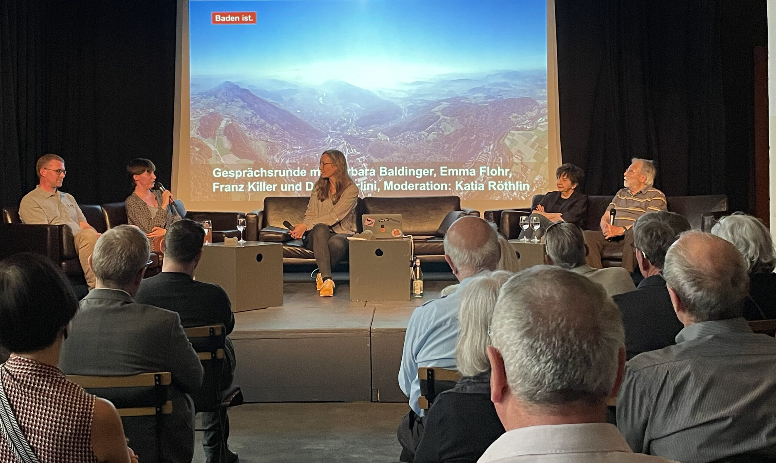 Stimmiger Auftakt in der Stanzerei BadenTurgi natürlich verbunden